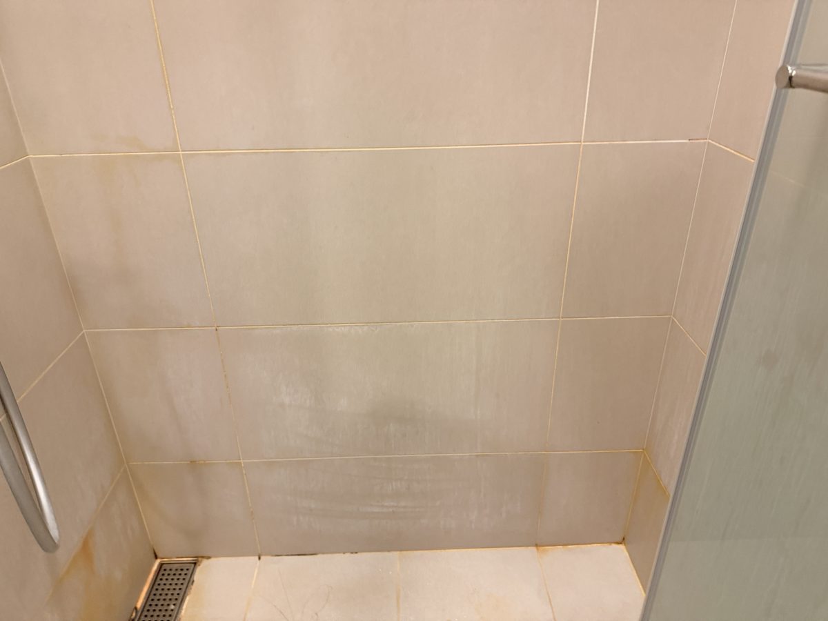 桃園市桃園區住家浴室廚房深度清潔・淋浴牆面水垢黃漬
