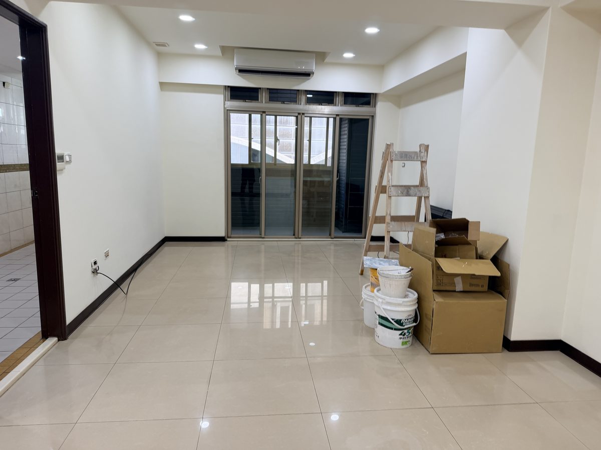 新北市鶯歌區退租後細清・房間・清潔後(留有前次裝潢餘料)