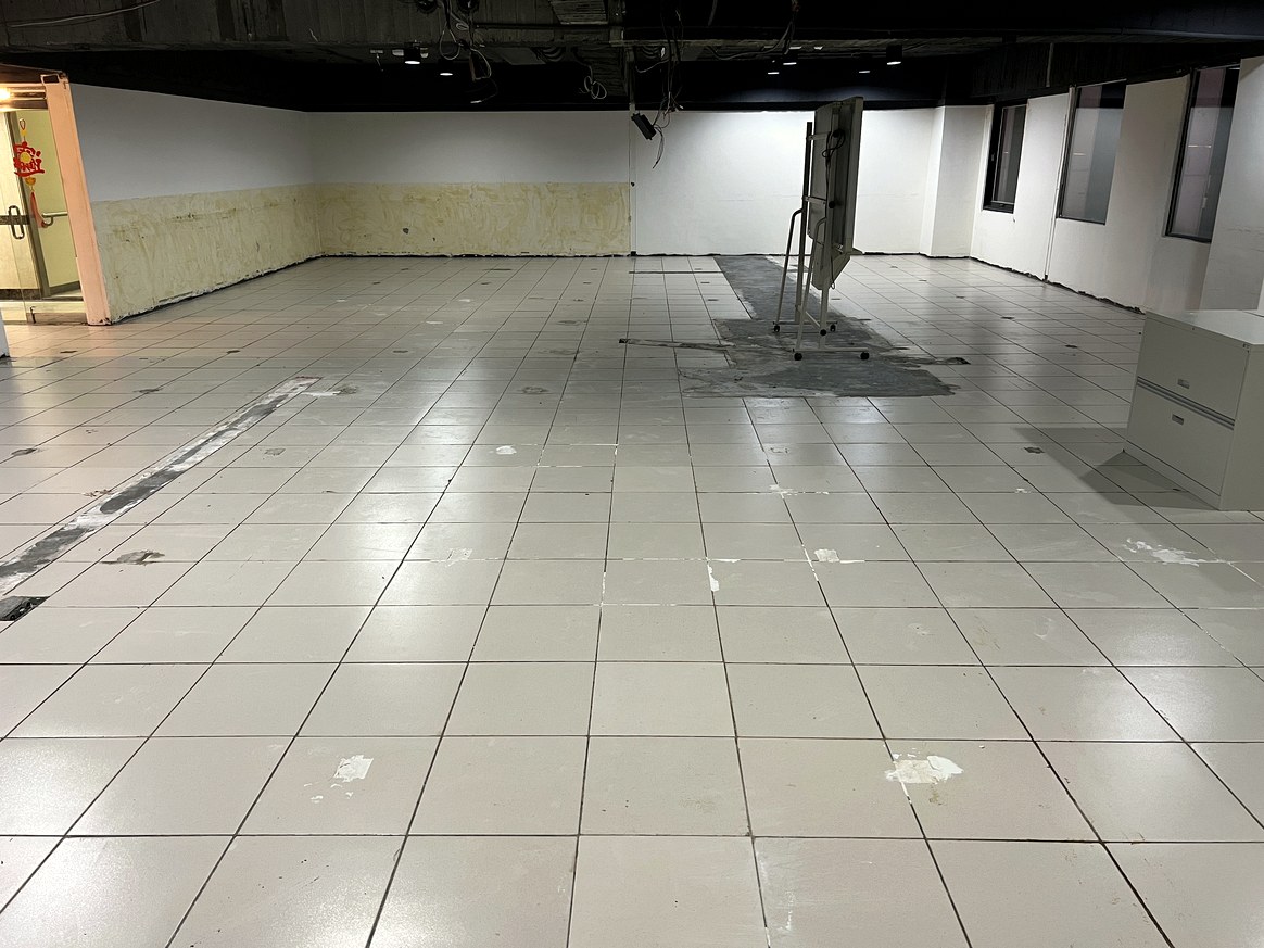 台北南昌路辦公室・除膠後地坪潔淨的辦公空間